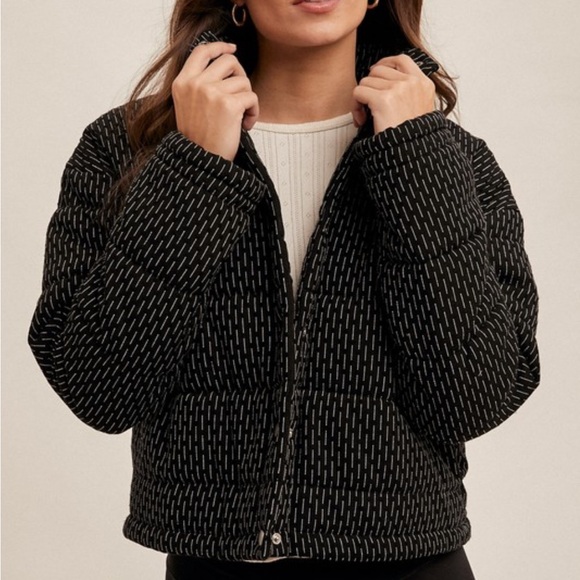 Textured Puffer Jacket - Picture 7 of 7